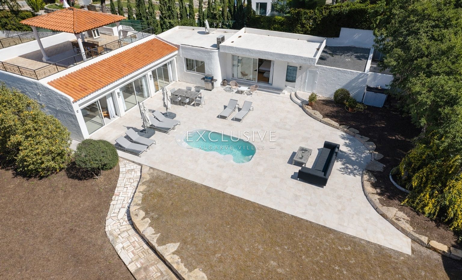 Villa near the beach Quarteira, Golden Triangle