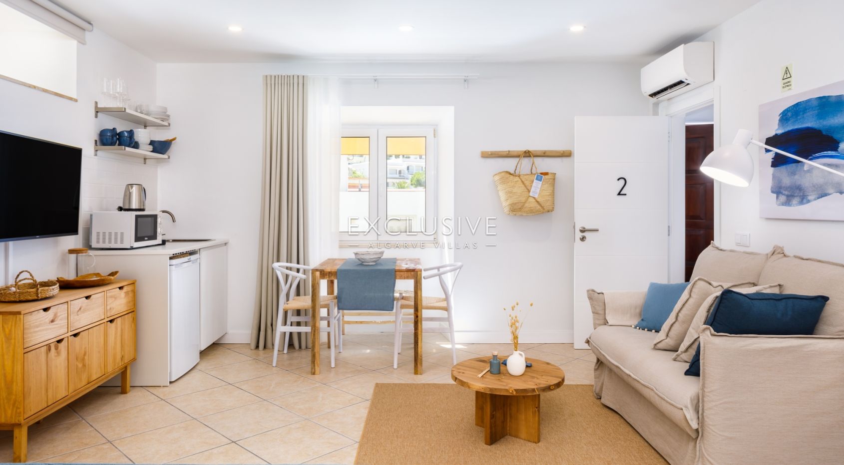 Investment opportunity - 4 beach studio apartments Praia do Carvoeiro, Algarve