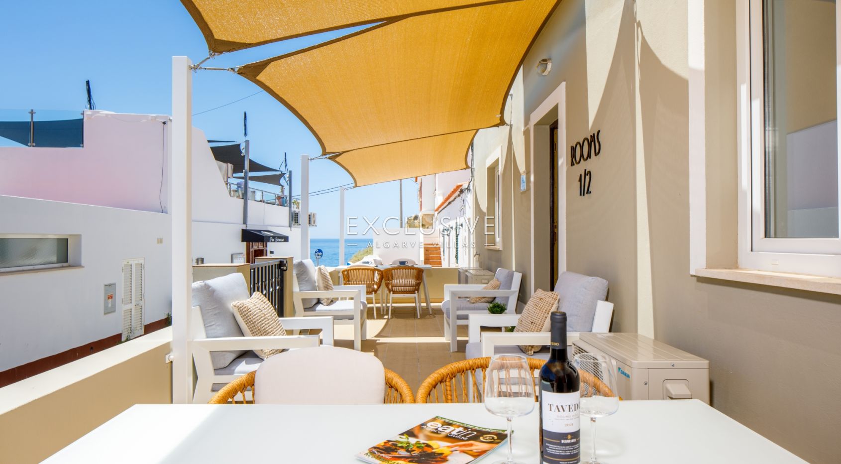 Investment opportunity - 4 beach studio apartments Praia do Carvoeiro, Algarve