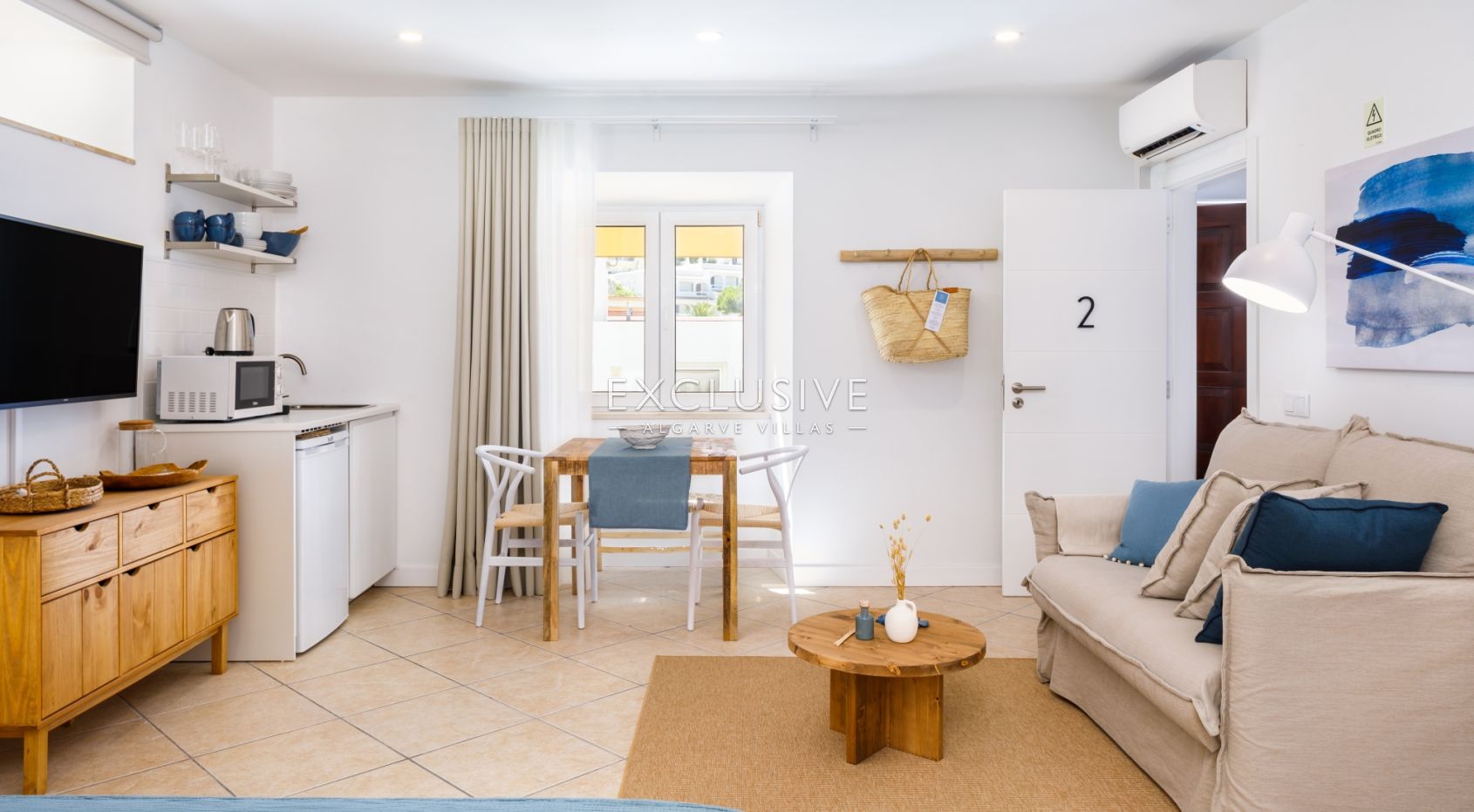Investment opportunity - 4 beach studio apartments Praia do Carvoeiro, Algarve