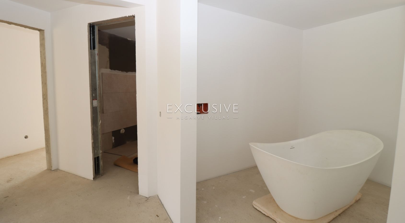 4 Bedroom golf facing villa in Vilamoura, Algarve