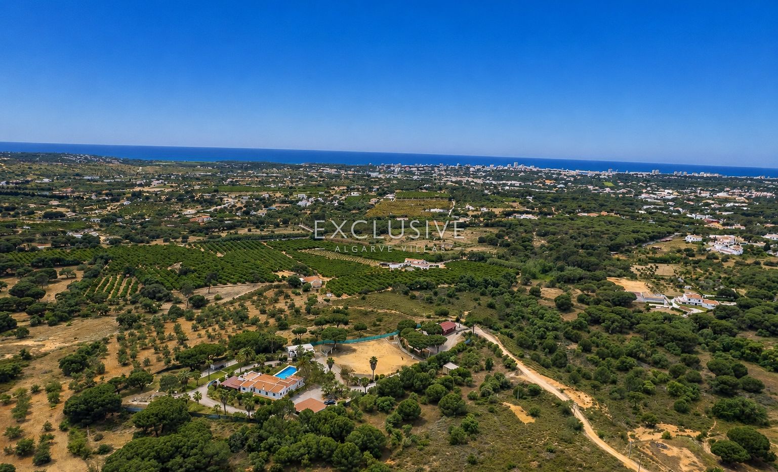 Buy a Country Estate with Stables and Riding Arena in Quarteira, Algarve