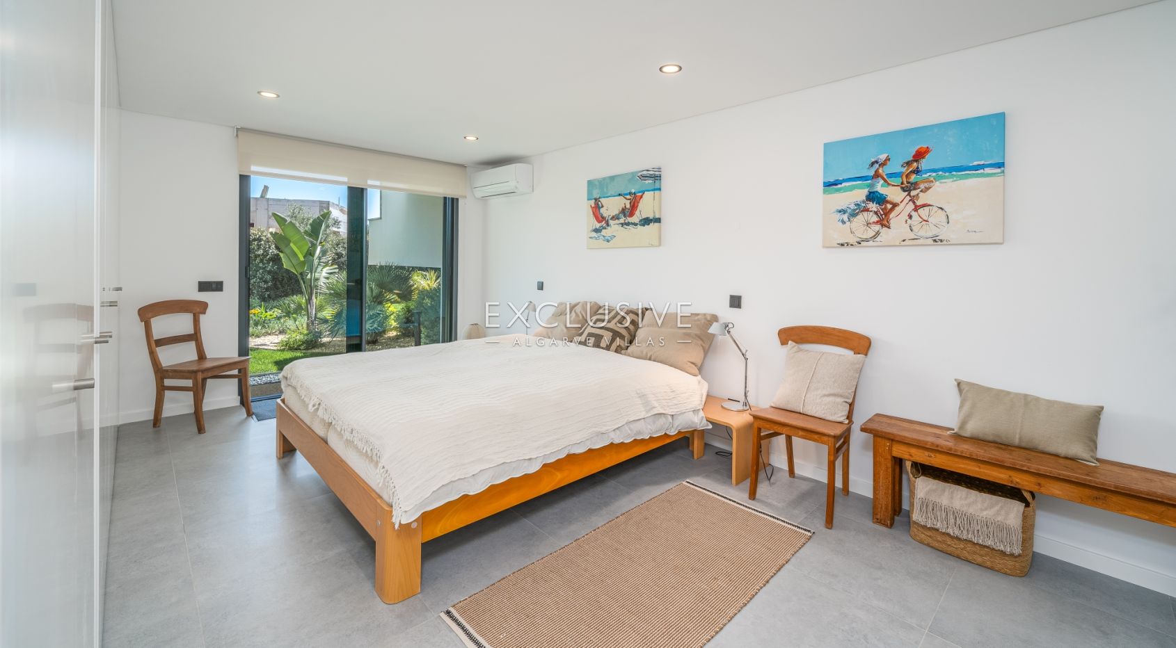 Luxury contemporary villa with sea views in Porto de Mós - Lagos