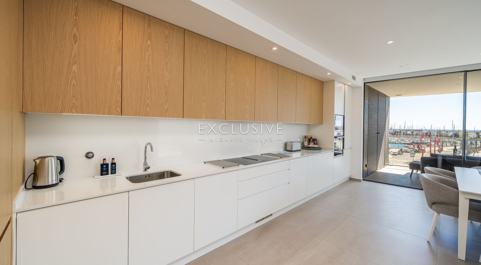 Bright Modern Apartment with Marina & Sea Views in Lagos