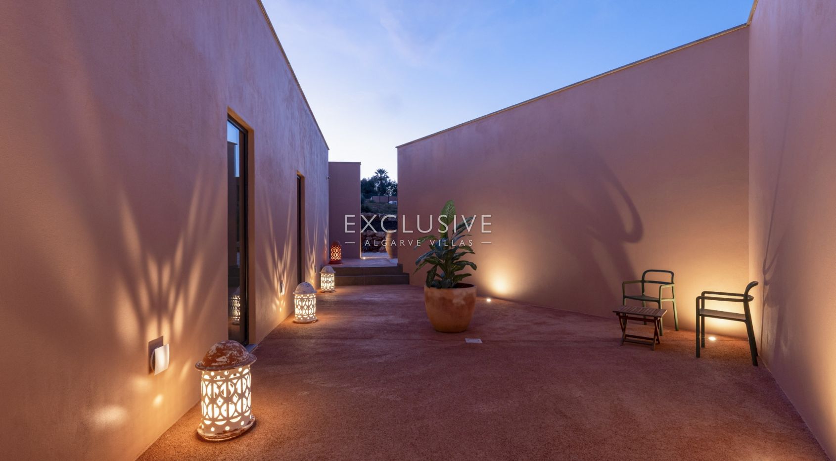 Luxury Contemporary Villa Beside Palmares Golf with Panoramic Sea Views Lagos, Algarve