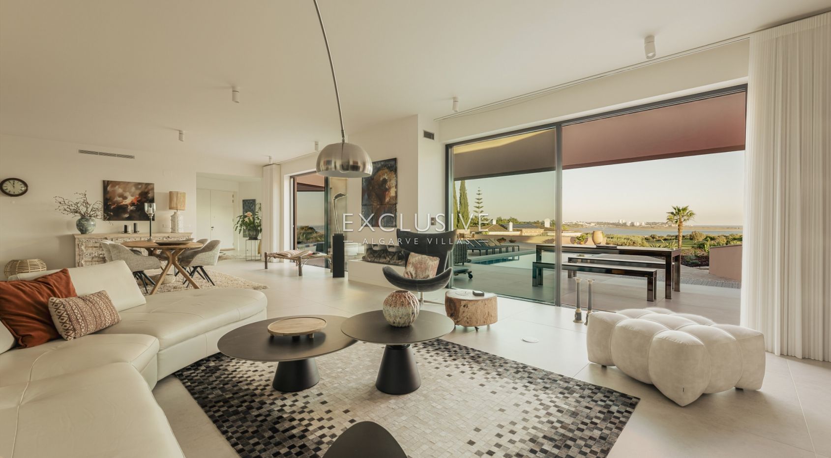 Luxury Contemporary Villa Beside Palmares Golf with Panoramic Sea Views Lagos, Algarve
