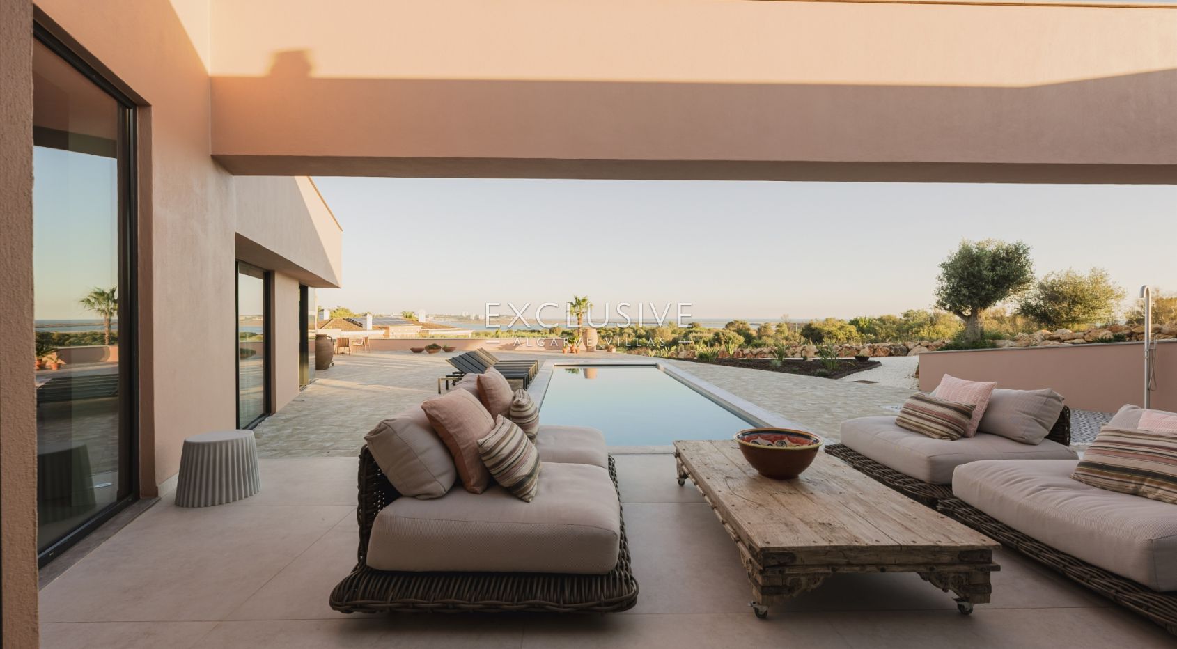 Luxury Contemporary Villa Beside Palmares Golf with Panoramic Sea Views Lagos, Algarve