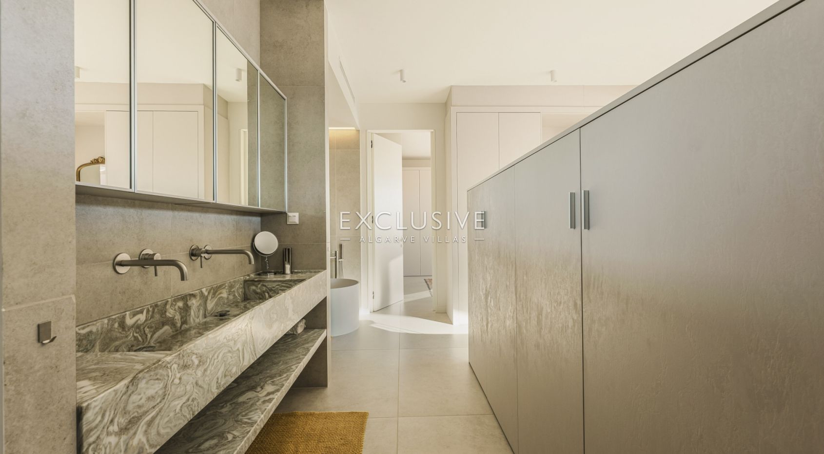 Luxury Contemporary Villa Beside Palmares Golf with Panoramic Sea Views Lagos, Algarve