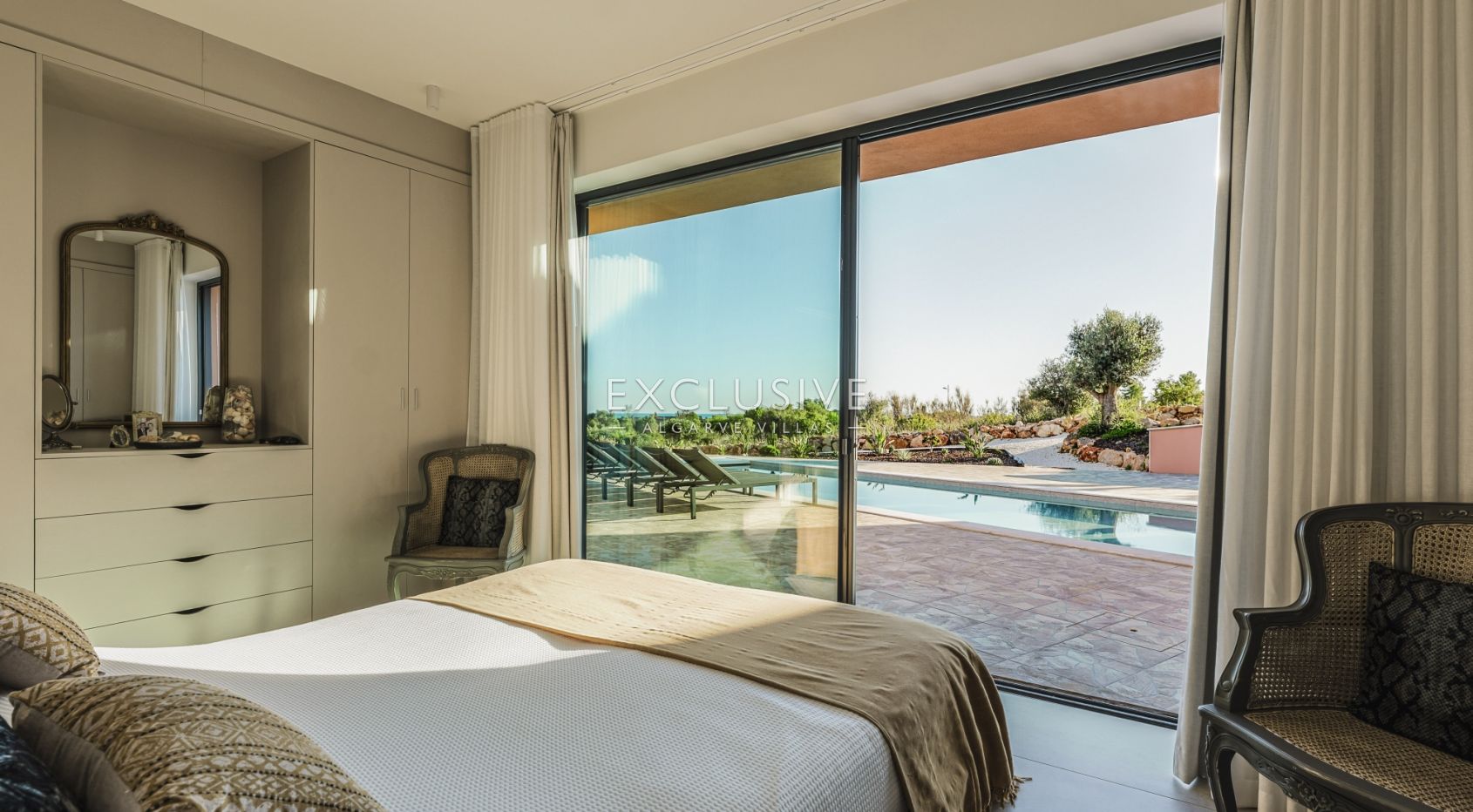 Luxury Contemporary Villa Beside Palmares Golf with Panoramic Sea Views Lagos, Algarve