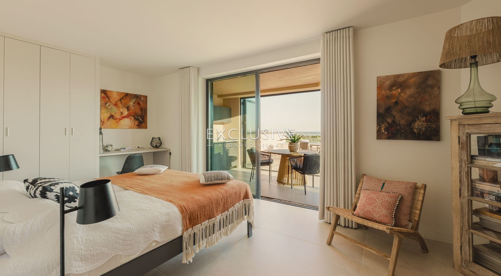 Luxury Contemporary Villa Beside Palmares Golf with Panoramic Sea Views Lagos, Algarve