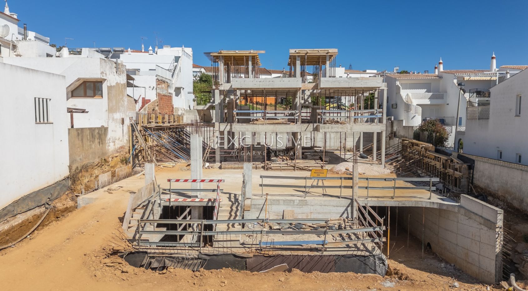 Modern Beach House in Praia da Luz – Luxury Lock-Up and Leave
