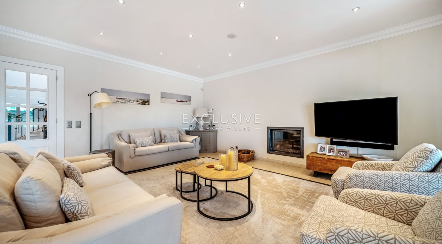 South-Facing 4 Bedroom Villa Santa Barbara de Nexe, Algarve