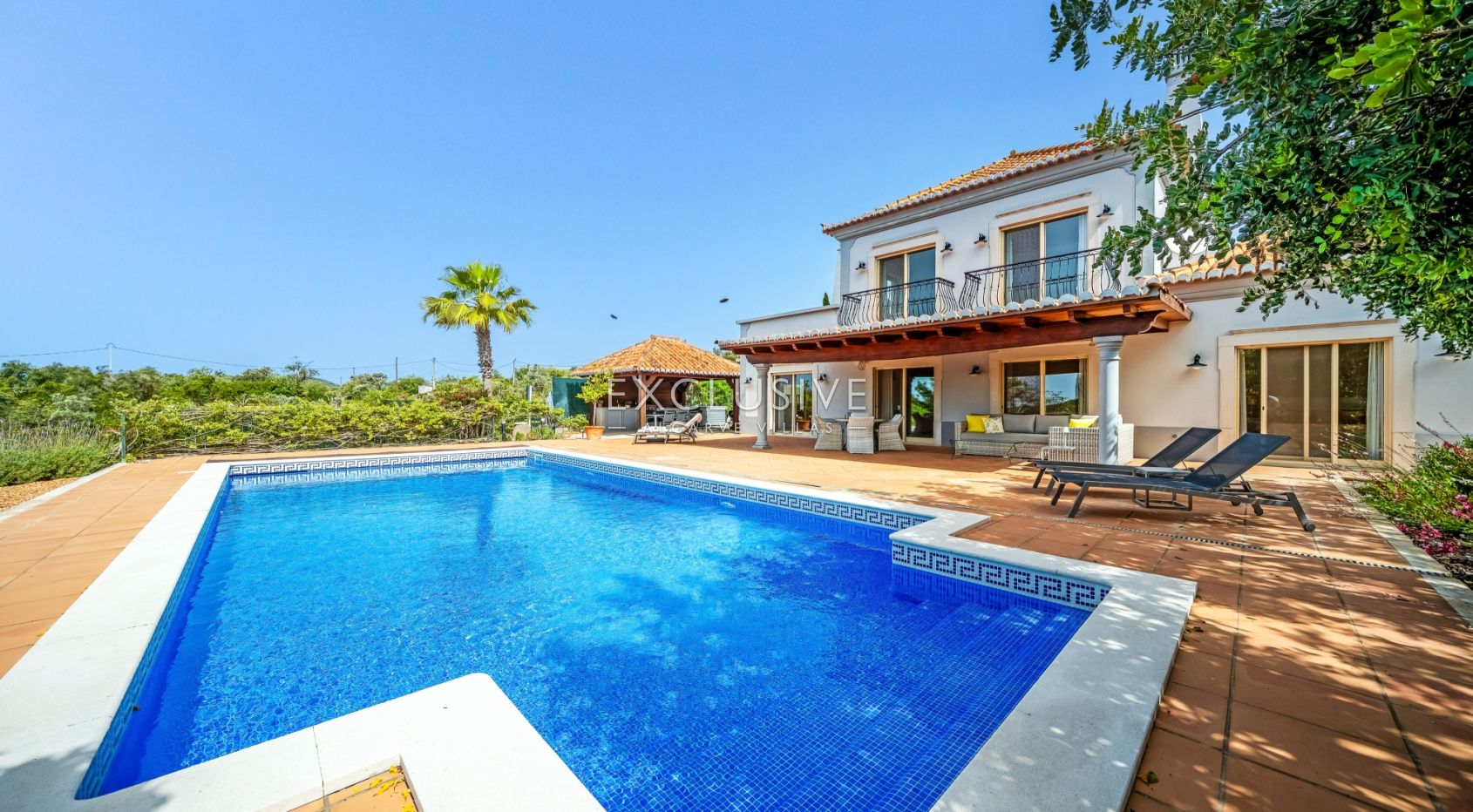 South-Facing 4 Bedroom Villa Santa Barbara de Nexe, Algarve