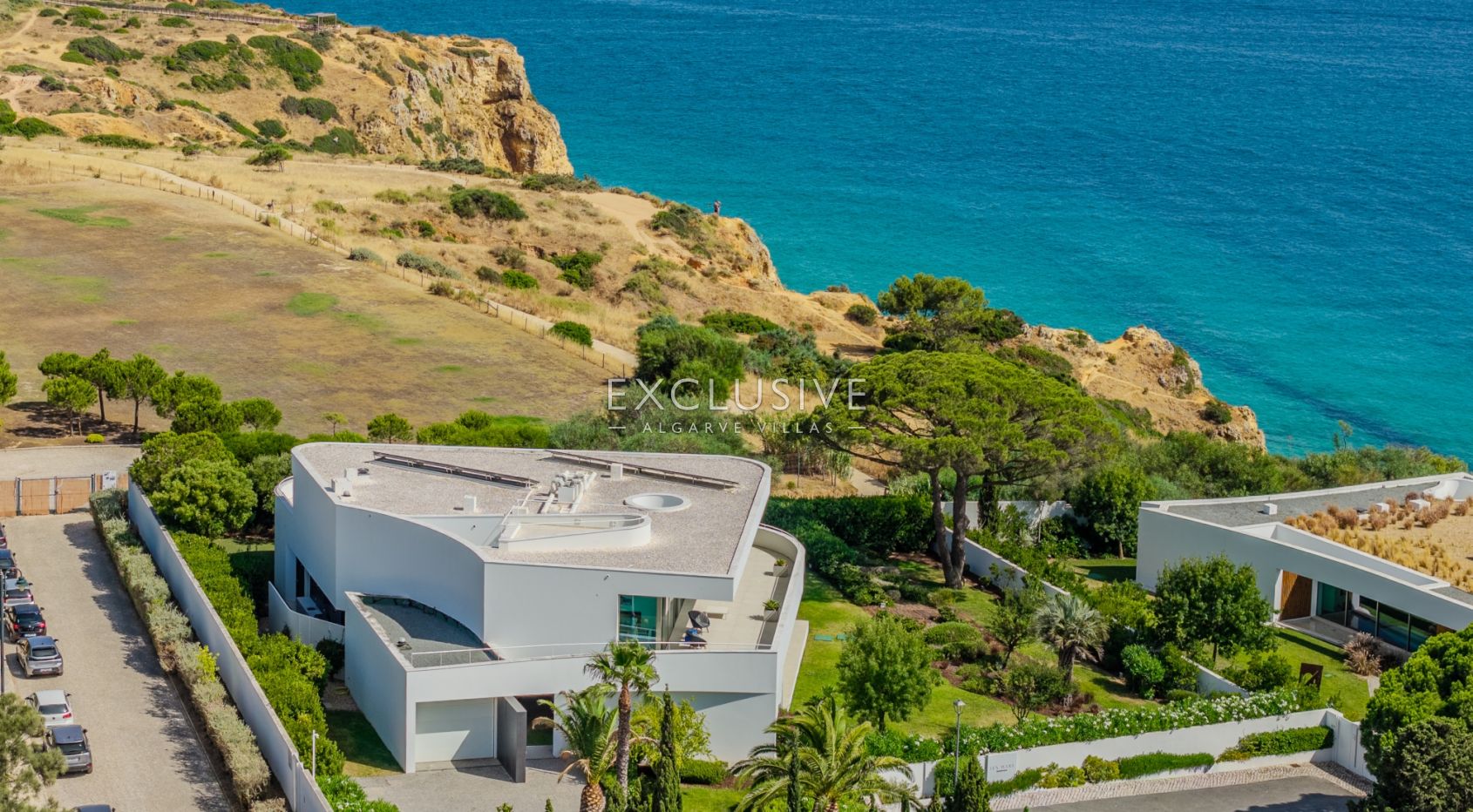 Luxury 6 bedroom Villa with 360º Sea Views in Canavial, Lagos