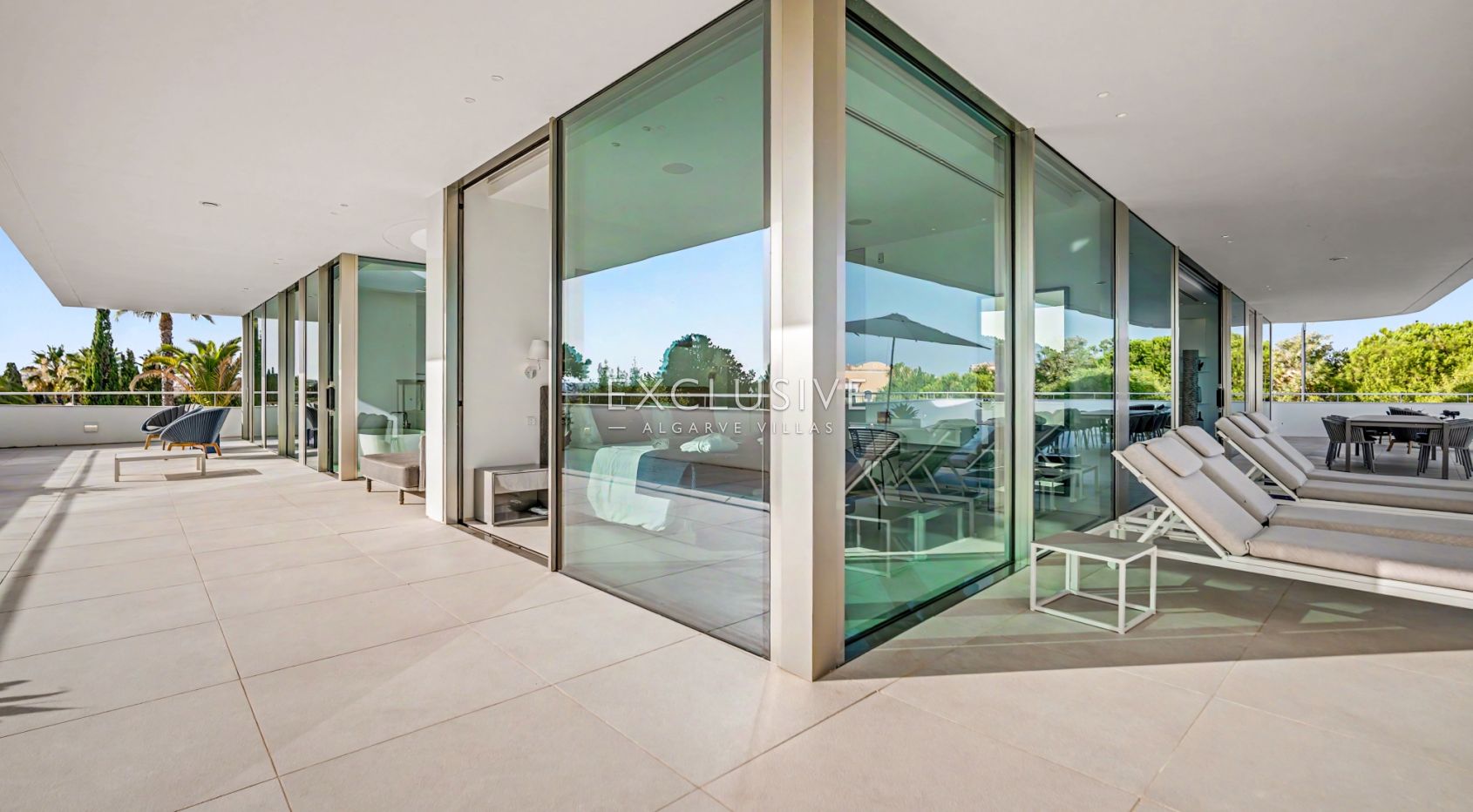 Luxury 6 bedroom Villa with 360º Sea Views in Canavial, Lagos