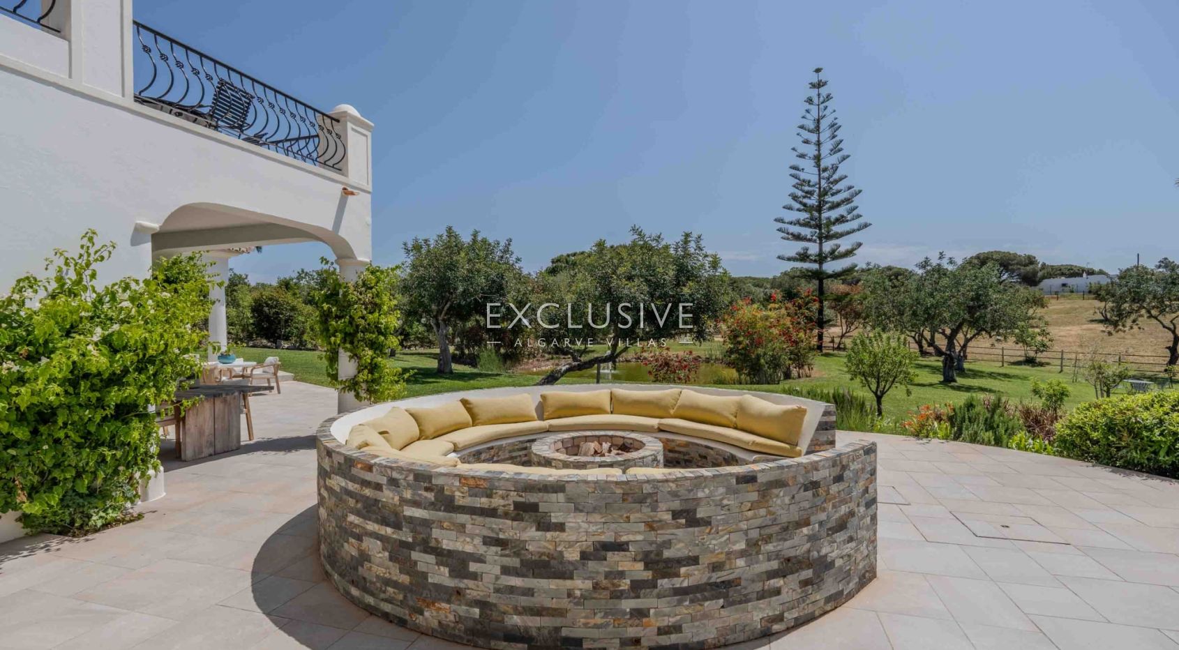 Equestrian Private Estate in Golden Triangle, Almancil