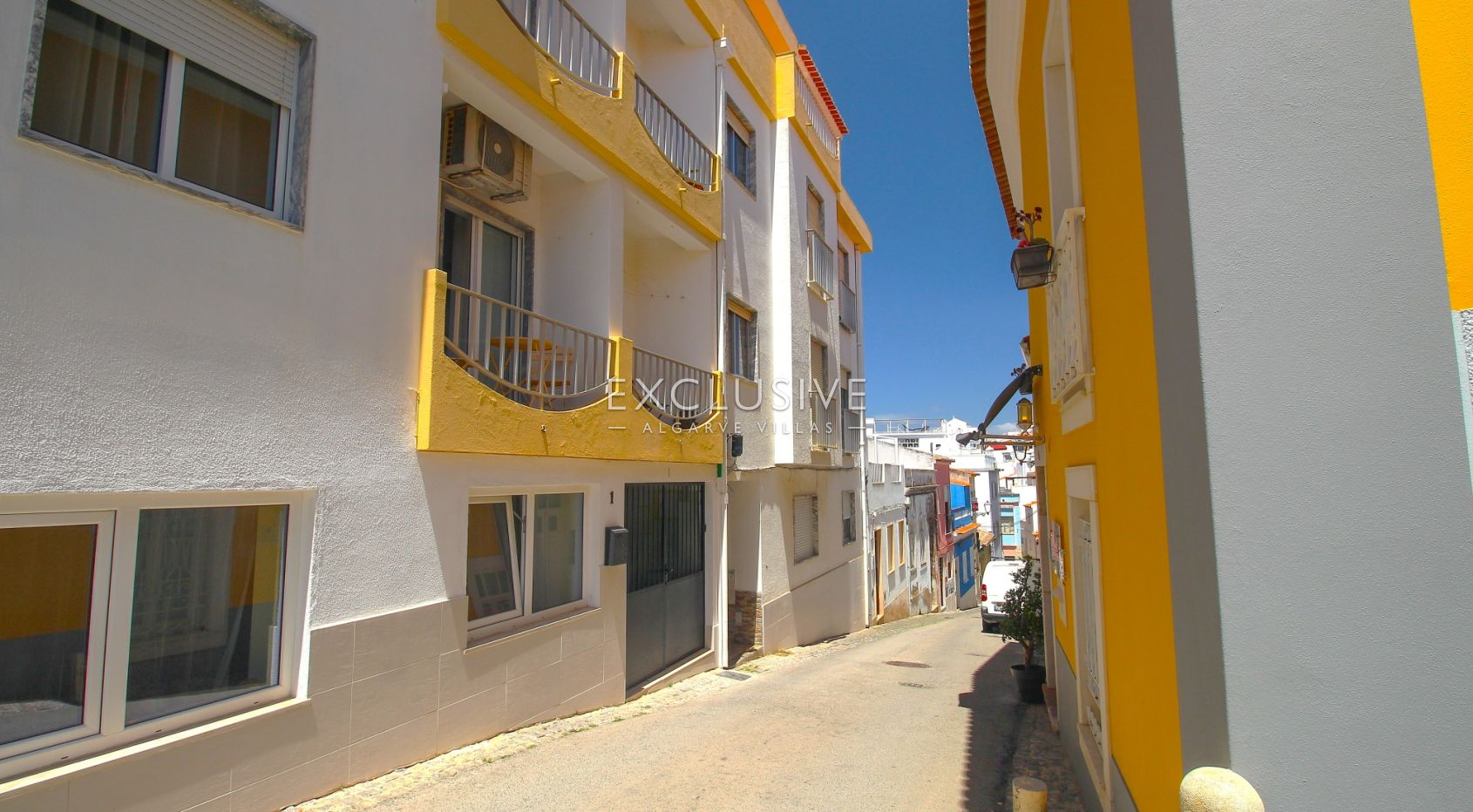 1 bed apt in the centre of Lagos-Algarve with ocean views
