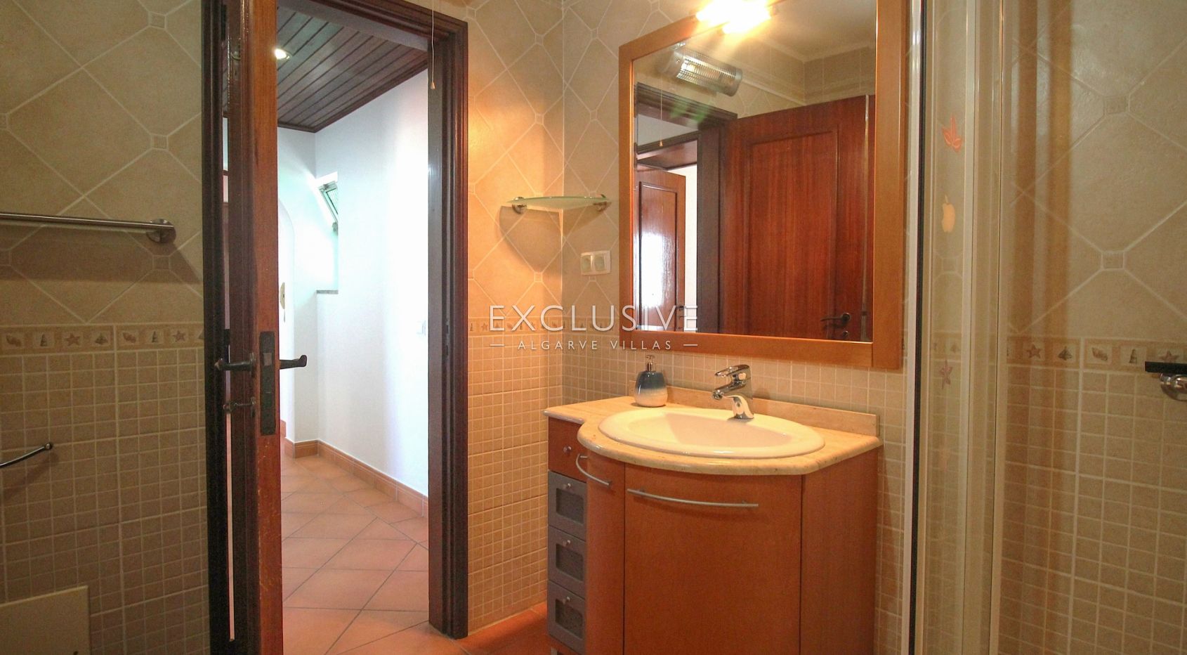 1 bed apt in the centre of Lagos-Algarve with ocean views
