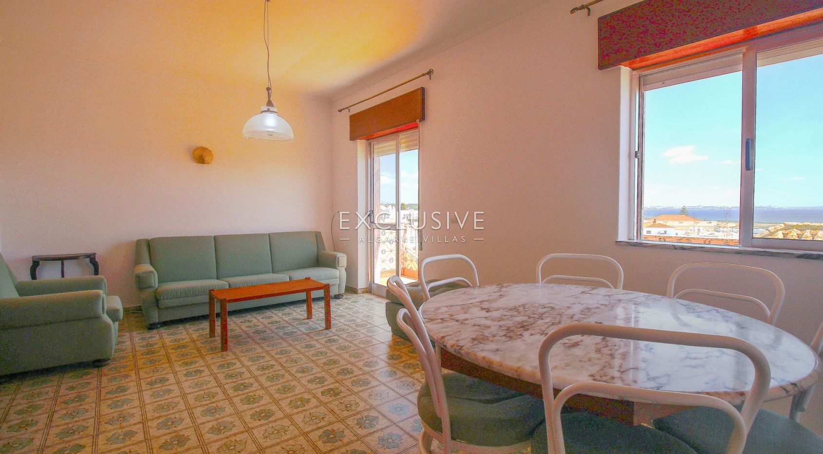 1 bed apt in the centre of Lagos-Algarve with ocean views