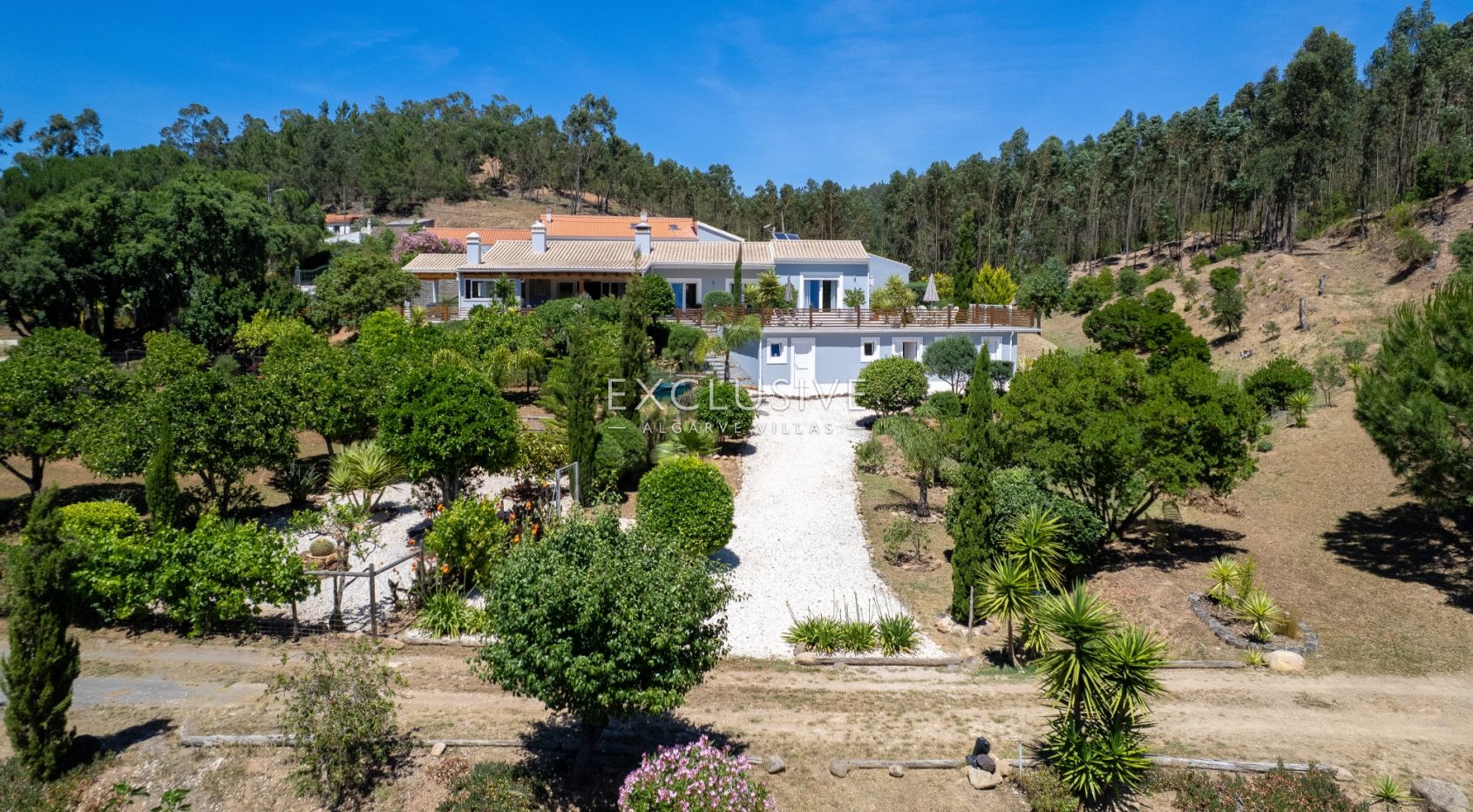3 bed Villa in beautiful countryside with 1ha plot between Portimao and Monchique, Algarve.
