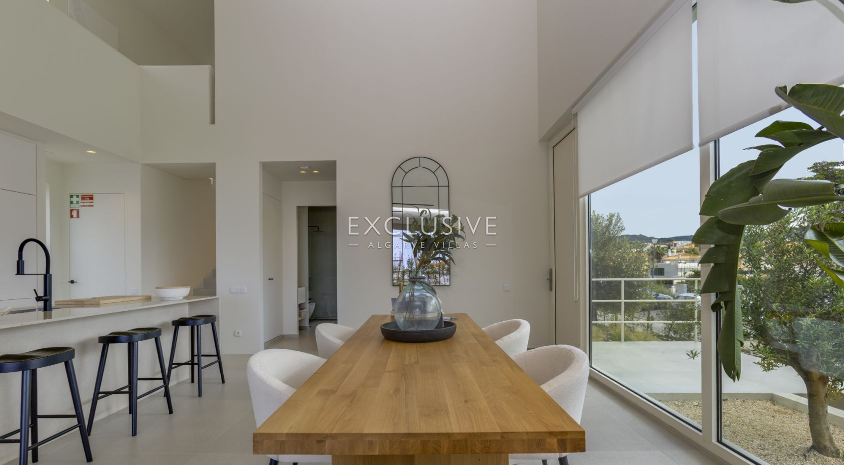 Discover a Stunning New 3-Bedroom Villa in Santa Bárbara de Nexe, Algarve