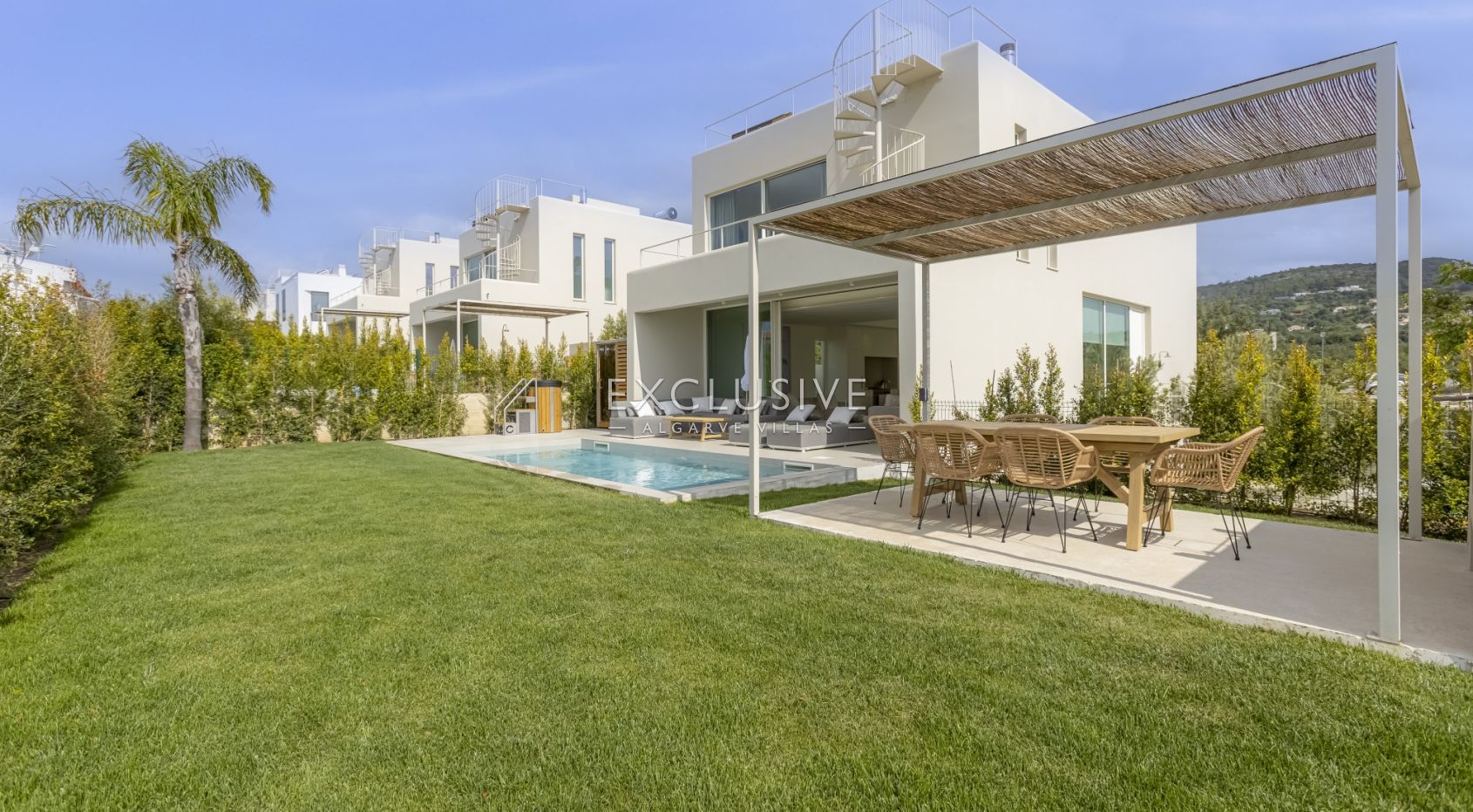 Discover a Stunning New 3-Bedroom Villa in Santa Bárbara de Nexe, Algarve
