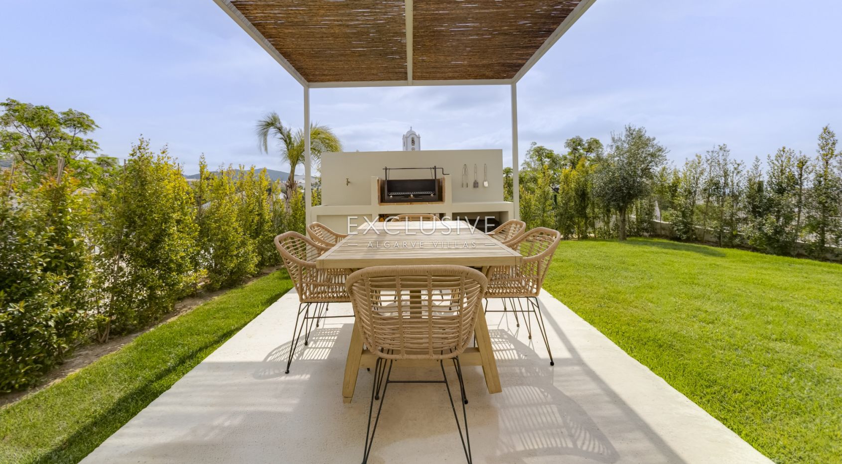 Discover a Stunning New 3-Bedroom Villa in Santa Bárbara de Nexe, Algarve