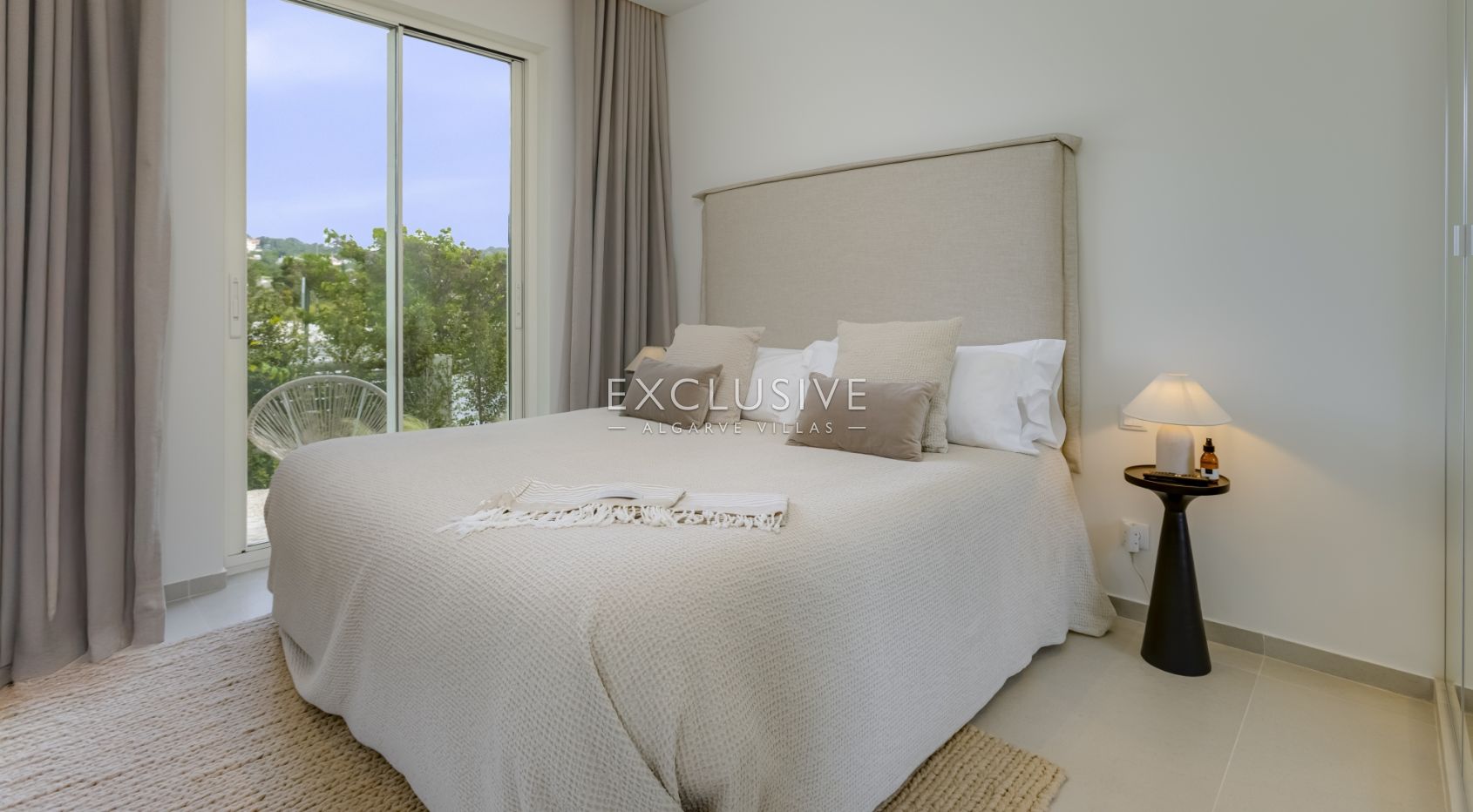 Discover a Stunning New 3-Bedroom Villa in Santa Bárbara de Nexe, Algarve
