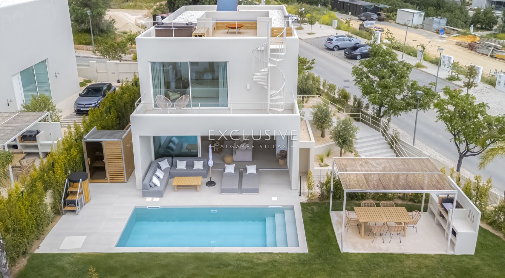 Discover a Stunning New 3-Bedroom Villa in Santa Bárbara de Nexe, Algarve