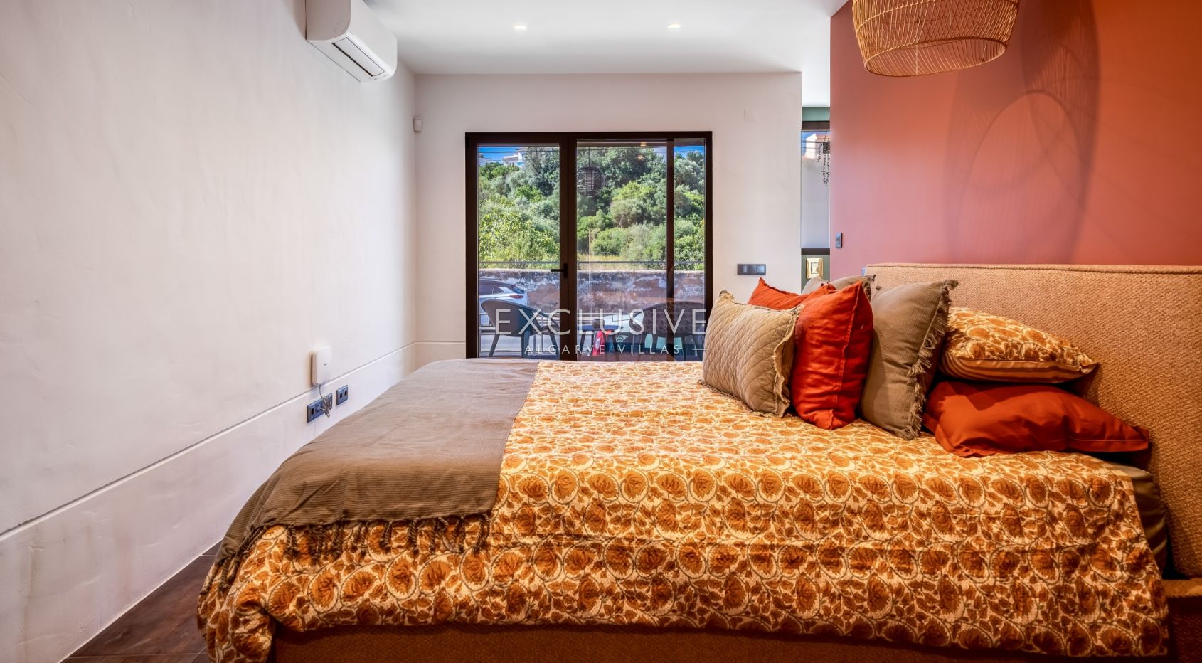 Ferragudo 7 bedroom designer villa