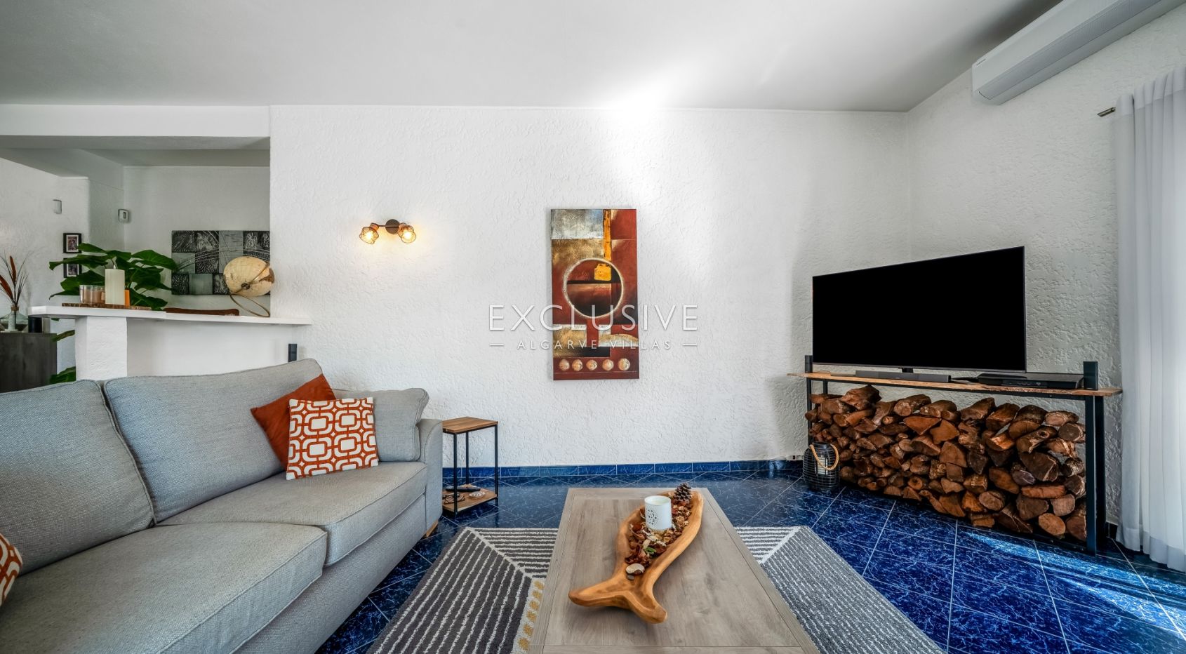Buy a Frontline Golf Villa in Vilamoura Old Village