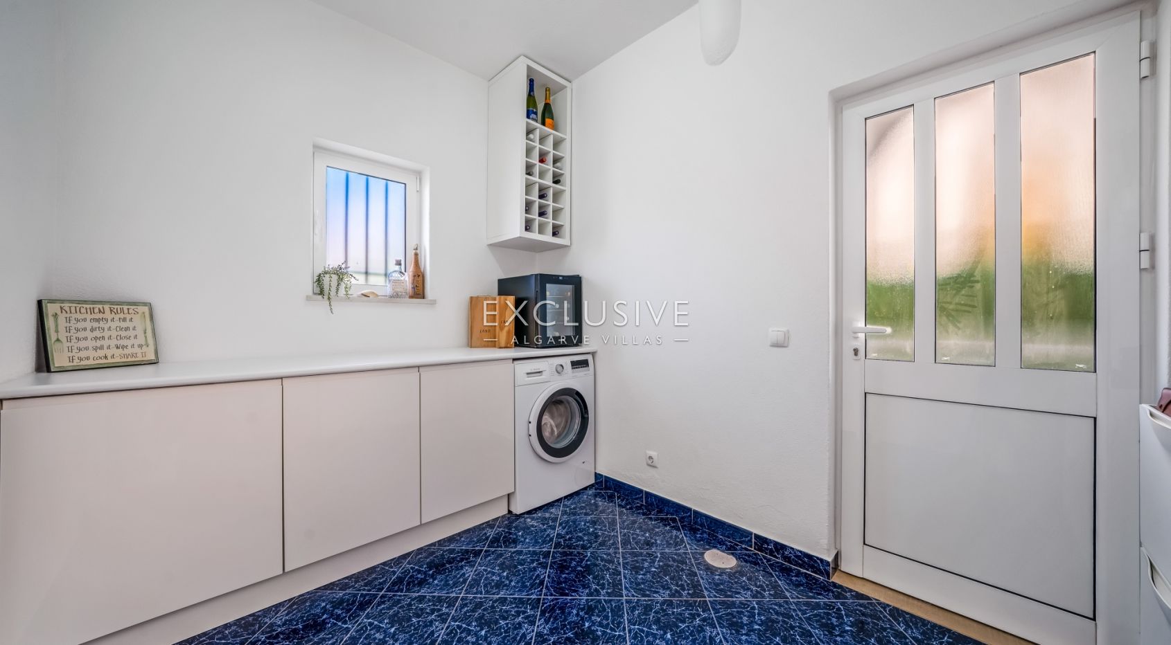 Buy a Frontline Golf Villa in Vilamoura Old Village