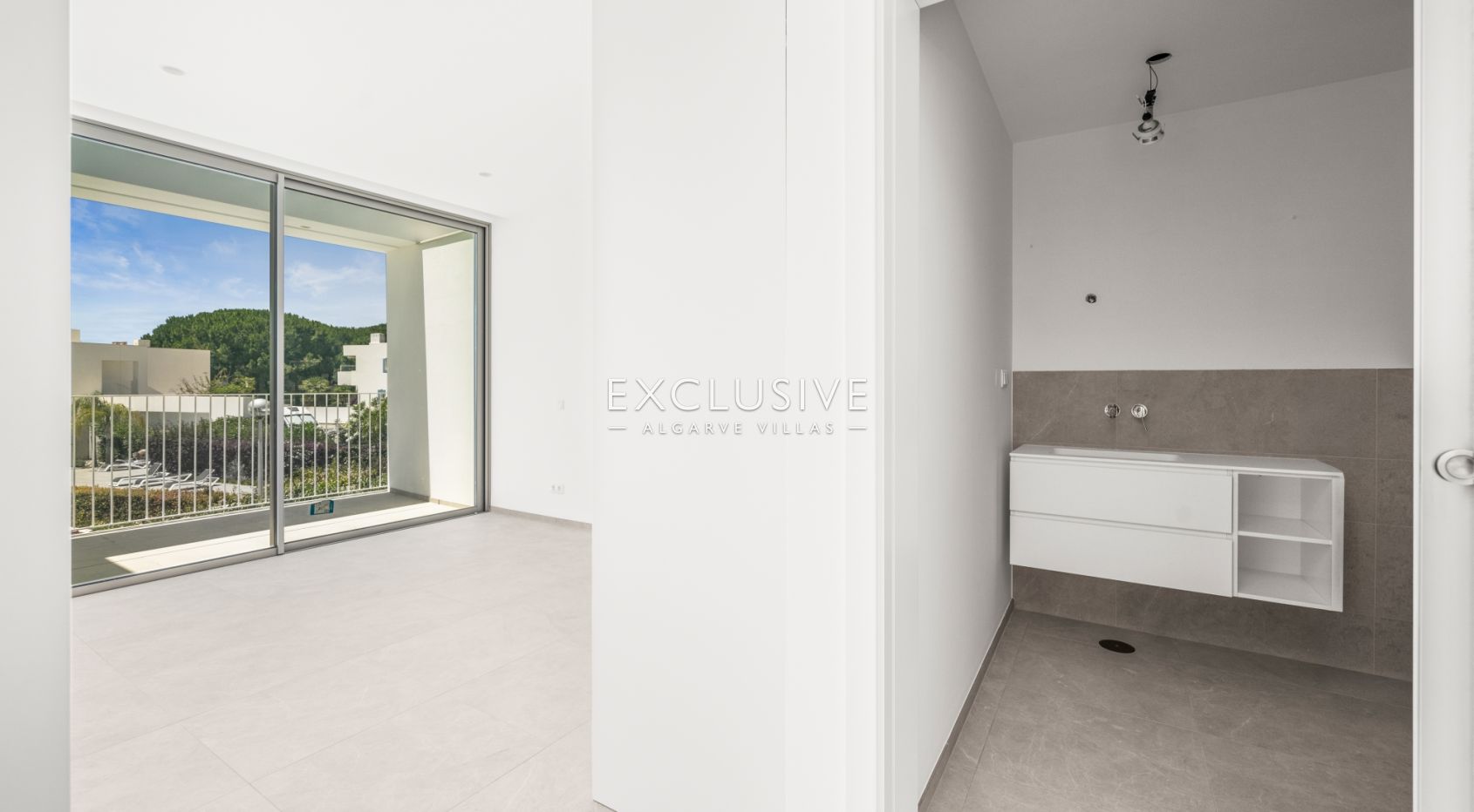 Brand-New 2+1 Bedroom Terraced Villa with Private Roof Terrace in Lagos, Algarve