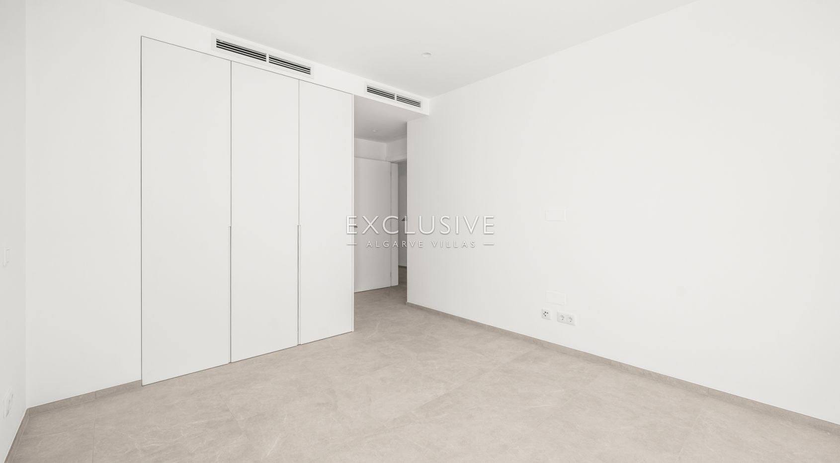 Brand-New 2+1 Bedroom Terraced Villa with Private Roof Terrace in Lagos, Algarve