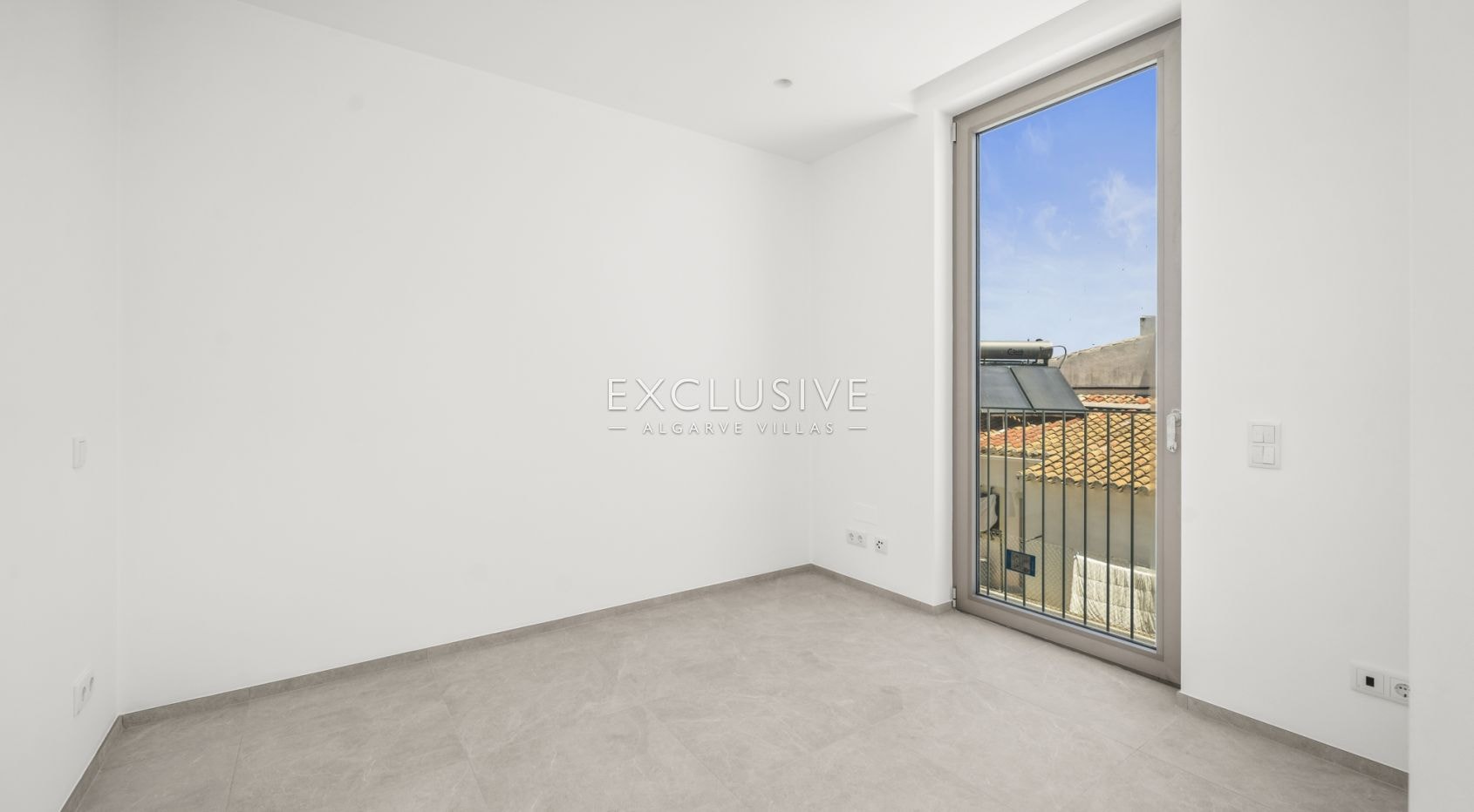 Brand-New 2+1 Bedroom Terraced Villa with Private Roof Terrace in Lagos, Algarve