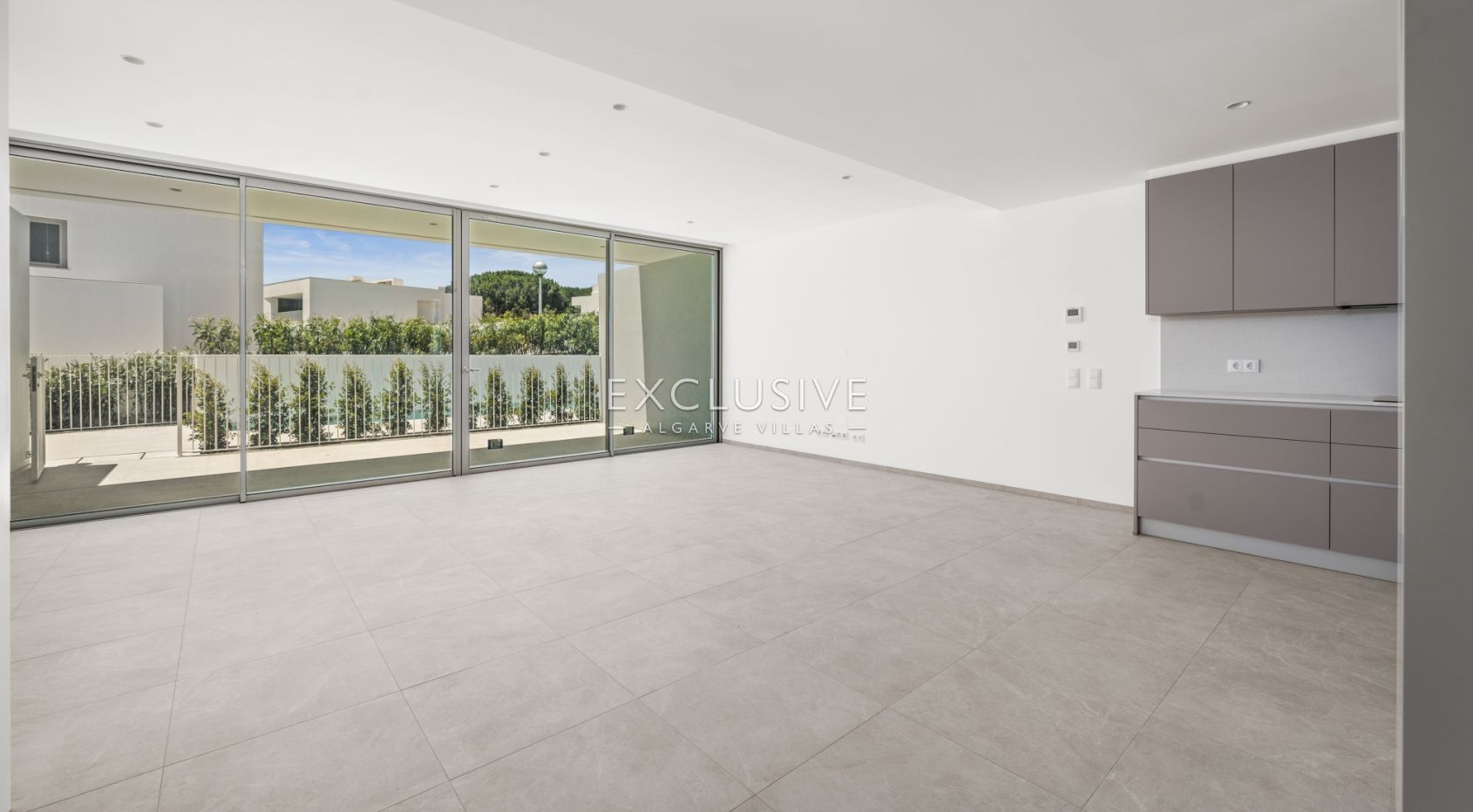 Brand-New 2+1 Bedroom Terraced Villa with Private Roof Terrace in Lagos, Algarve