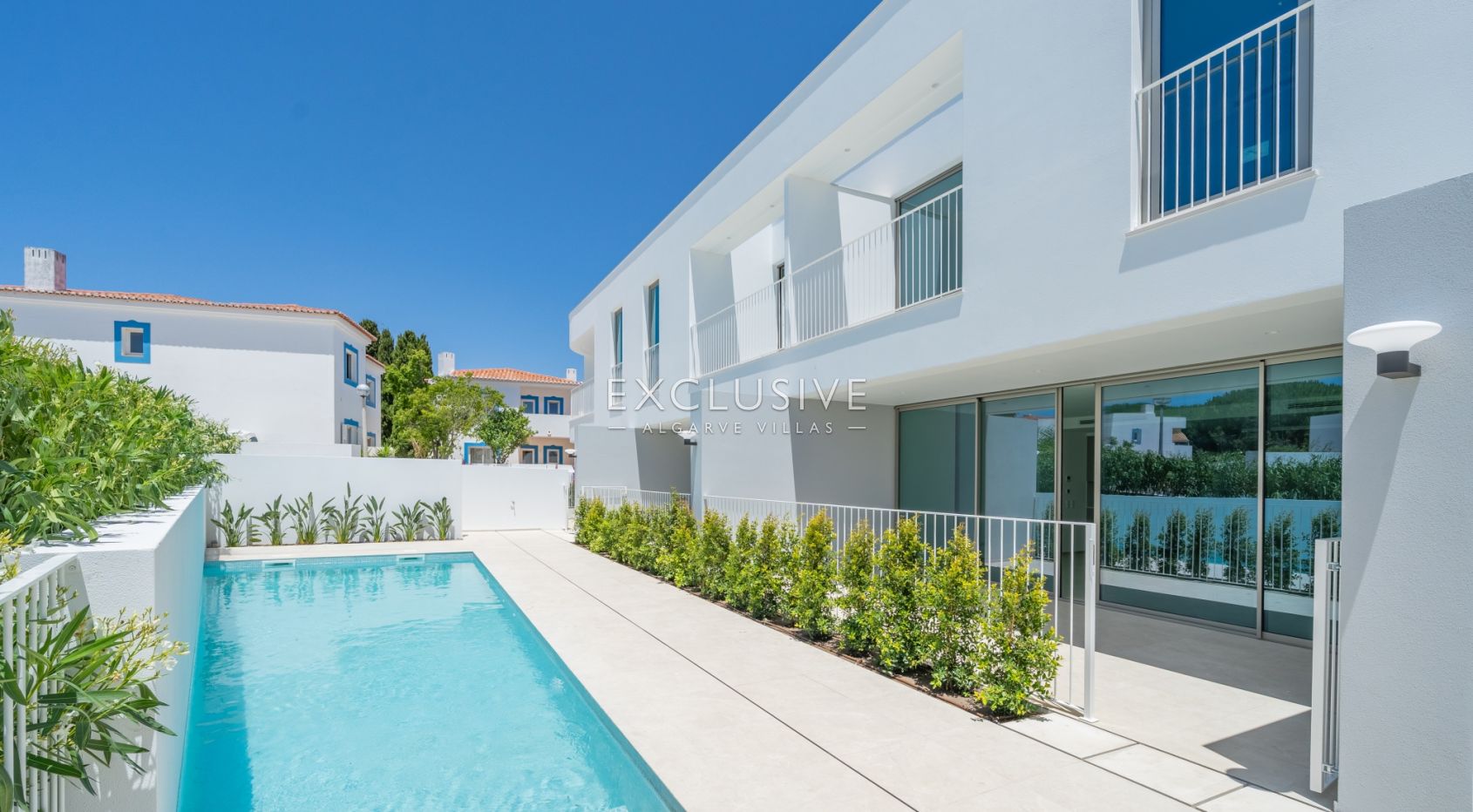 Brand-New 2+1 Bedroom Terraced Villa with Private Roof Terrace in Lagos, Algarve