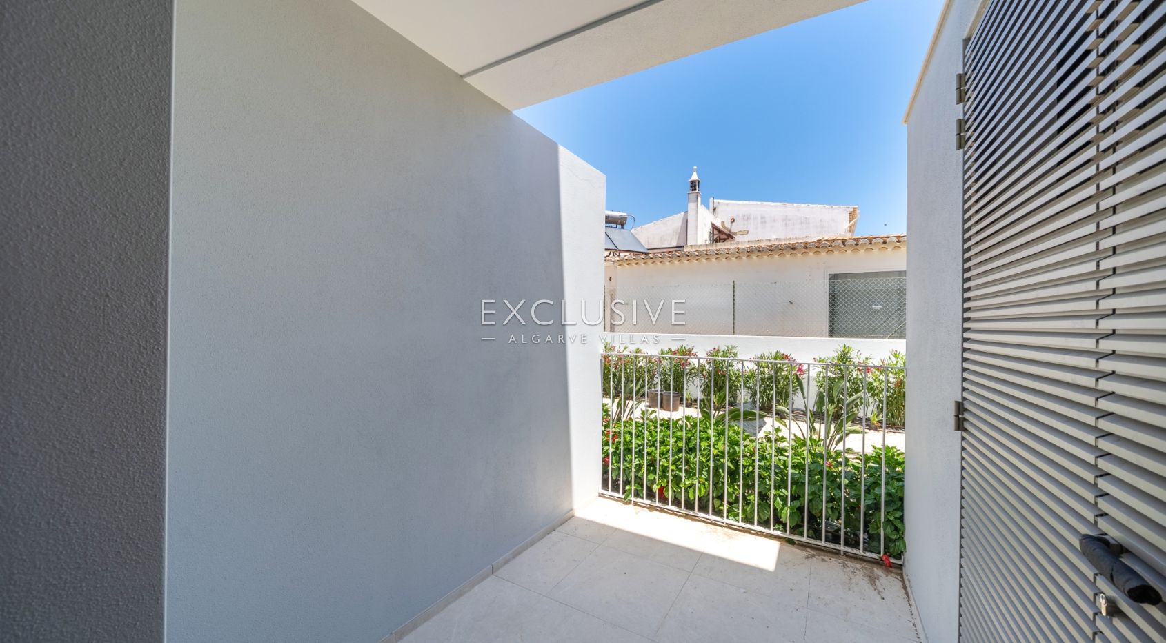 Brand-New 2+1 Bedroom Terraced Villa with Private Roof Terrace in Lagos, Algarve