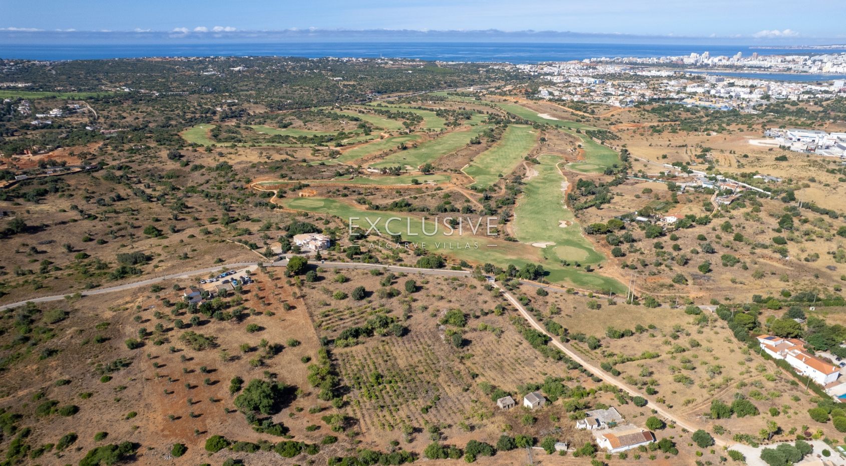 Plot of Land with ruins, sea and golf views near the golf in Lagoa, Algarve