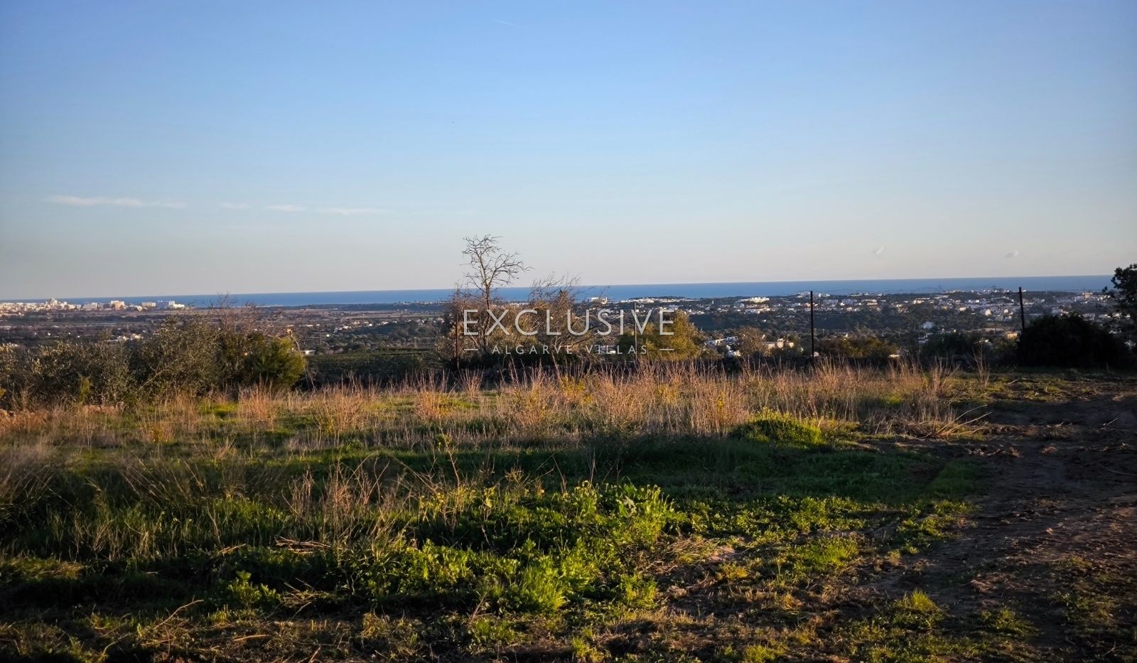 4 parcels of land with 2 Ruins, for construction of 2 properties with Seaviews Albufeira