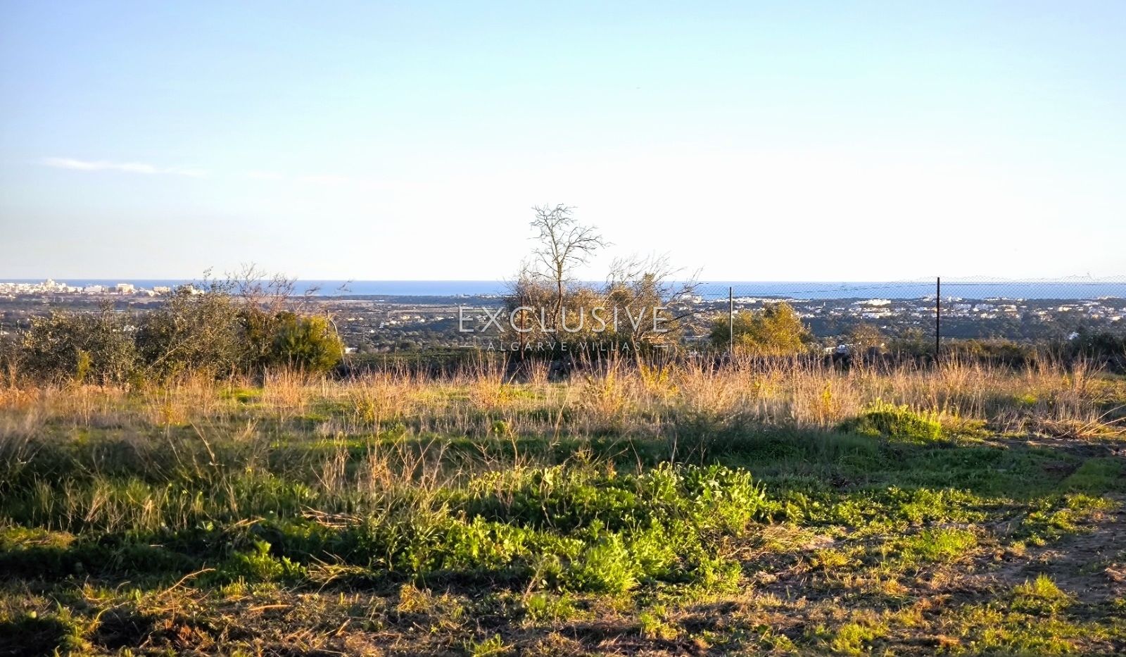 4 parcels of land with 2 Ruins, for construction of 2 properties with Seaviews Albufeira