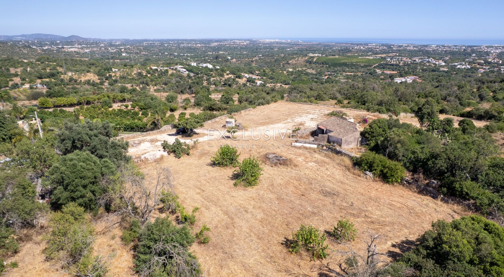 4 parcels of land with 2 Ruins, for construction of 2 properties with Seaviews Albufeira