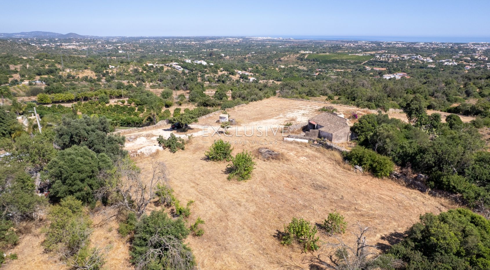 4 parcels of land with 2 Ruins, for construction of 2 properties with Seaviews Albufeira