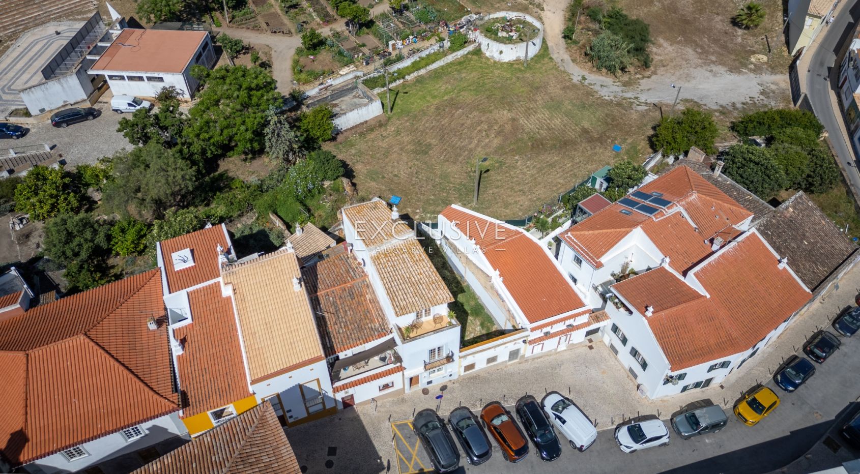 Plot to Build Townhouse with Garden and Pool in historic centre in Lagos, Algarve