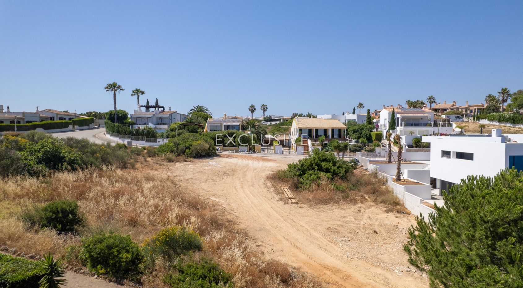 Ocean View Plot with Approved Contemporary Villa Project in Praia da Luz, Algarve