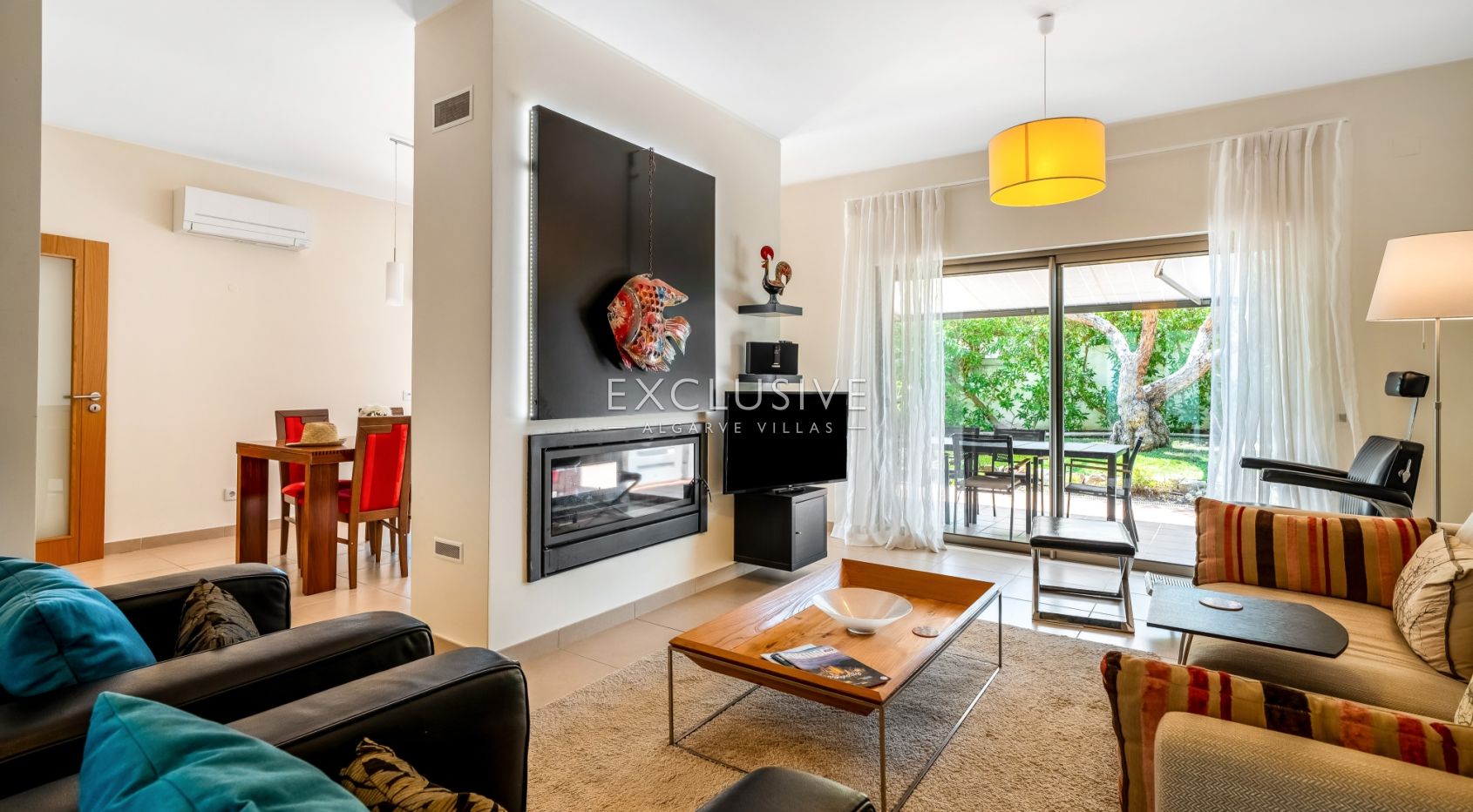 Modern 4-Bedroom Villa with Pool, beach & golf nearby, Alcantarilha, Algarve