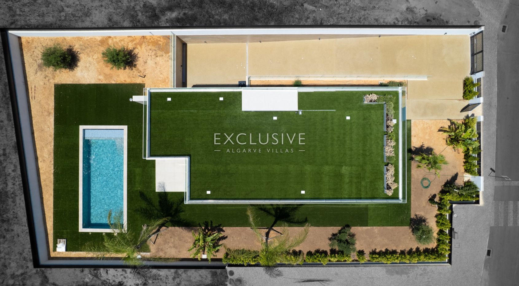 New 4-Bed Luxury Villa with Pool in Encosta Dourada, Pêra, Algarve