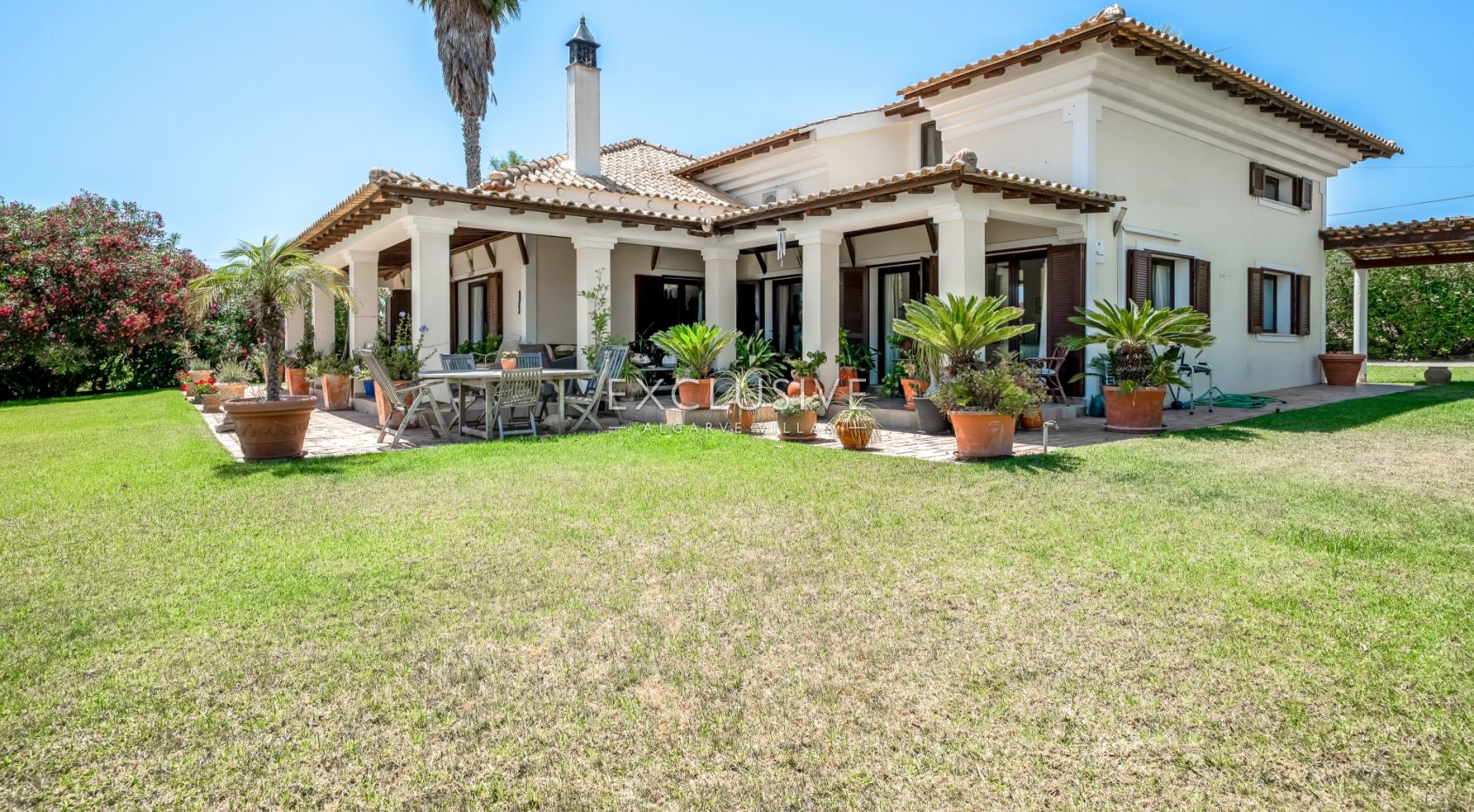 Farm house style property in Caramujeira Algarve