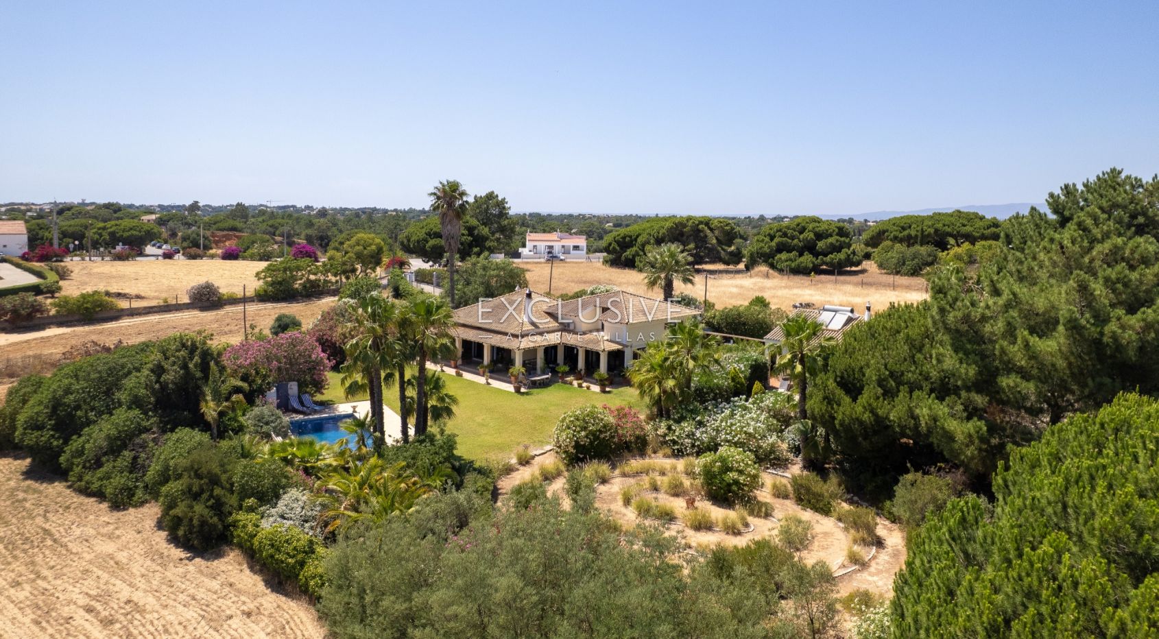 Farm house style property in Caramujeira Algarve
