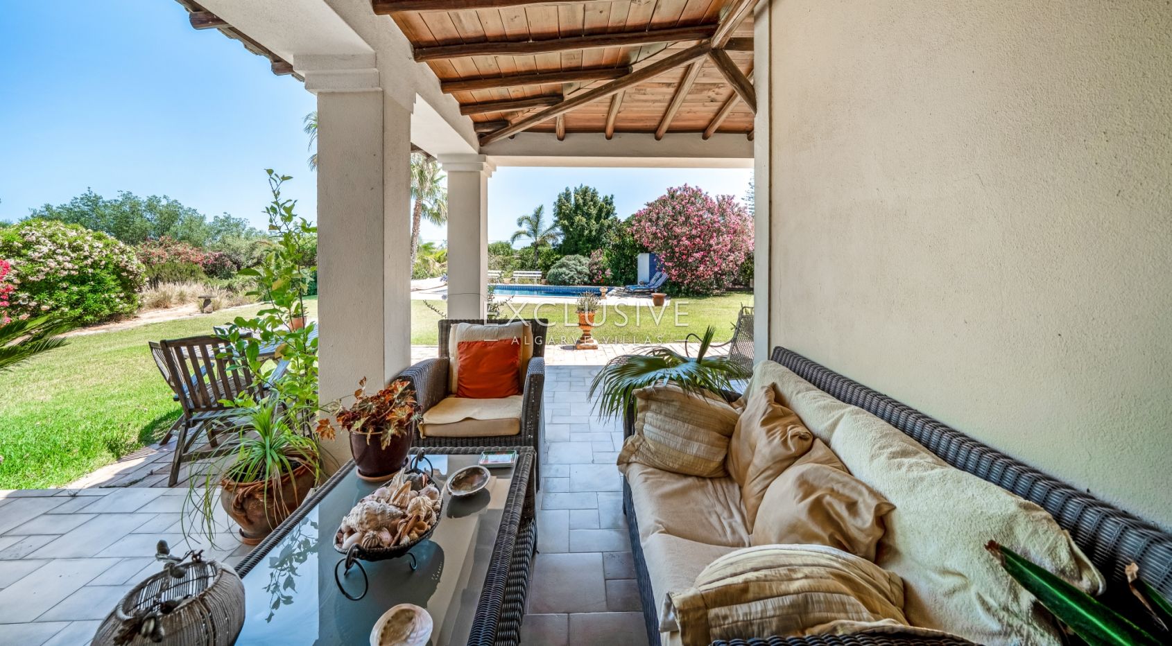 Farm house style property in Caramujeira Algarve